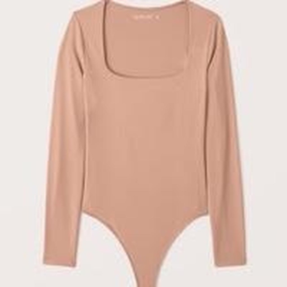 Abercrombie And Fitch Tan Square Neck, Long Sleeve Bodysuit Size Medium